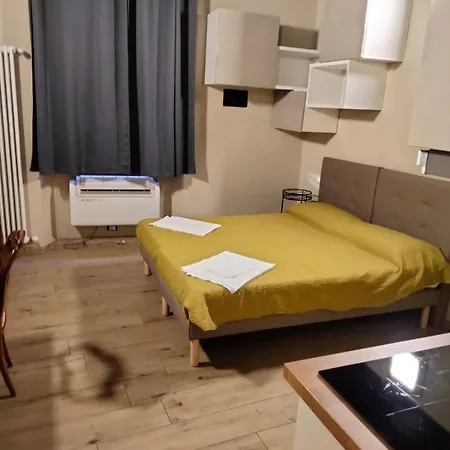 Due Torri Palace - Bolognacentro Luxury 3*