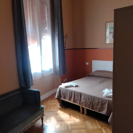 Due Torri Palace - Bolognacentro Luxury 3*